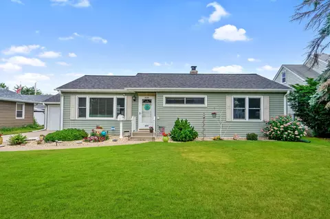 2175 4th St E, Saint Paul, MN 55119
