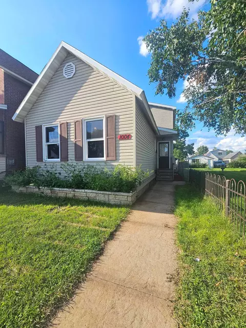 1004 E King St, Winona, MN 55987
