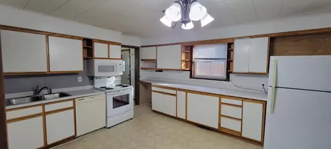 216 3rd St SE, Barnesville, MN 56514 photo 7
