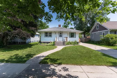 110 W Beech Ave, Fergus Falls, MN 56537