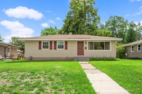 4356 Chowen Ave N, Robbinsdale, MN 55422