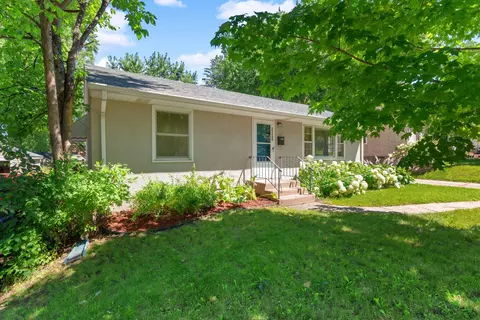 2339 Cowern Pl E, North Saint Paul, MN 55109