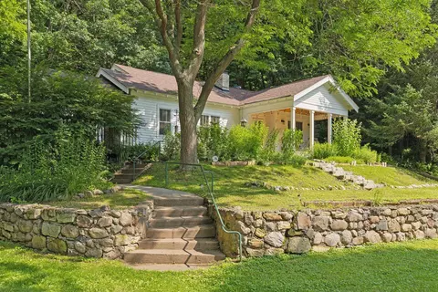 20300 Franconia Trl, Shafer, MN 55074