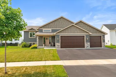3116 Kingston St, River Falls, WI 54022