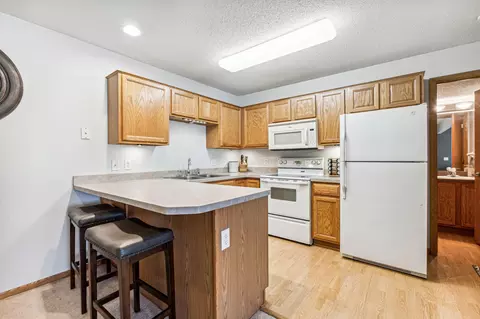 2339 Cascade Dr, Shakopee, MN 55379 photo 7