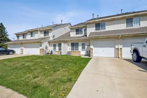 2339 Cascade Dr, Shakopee, MN 55379 photo 24