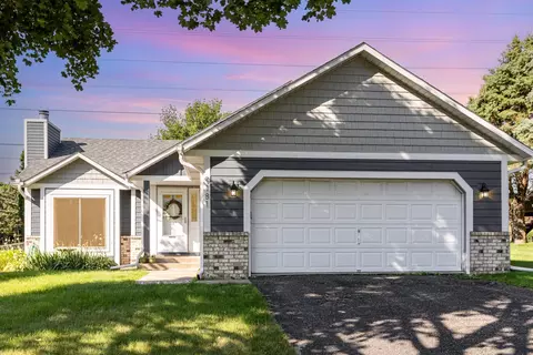 9181 Indian Blvd S, Cottage Grove, MN 55016