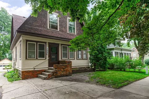 123 4th Ave SW, Faribault, MN 55021