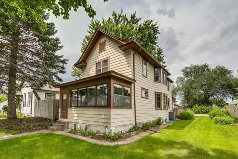 1275 Beech St, Saint Paul, MN 55106