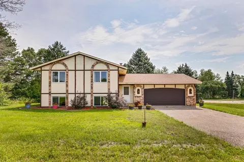 15315 Armstrong Blvd NW, Ramsey, MN 55303