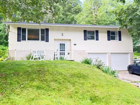 724 Cliff St NE, Chatfield, MN 55923