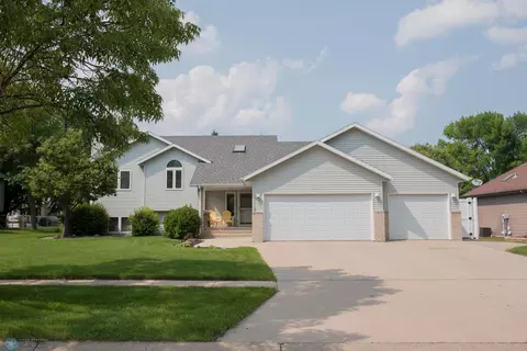 3101 38 12 Ave S, Fargo, ND 58104