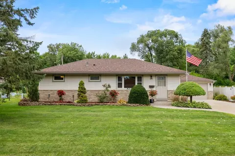 4824 W 112th St, Minneapolis, MN 55437