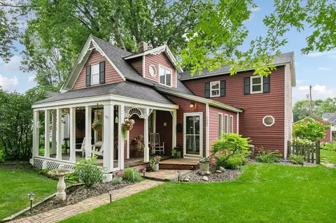 133 9th Ave N, Hopkins, MN 55343