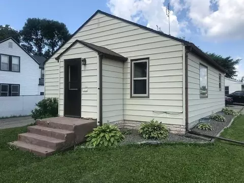 723 4th Ave E, Alexandria, MN 56308