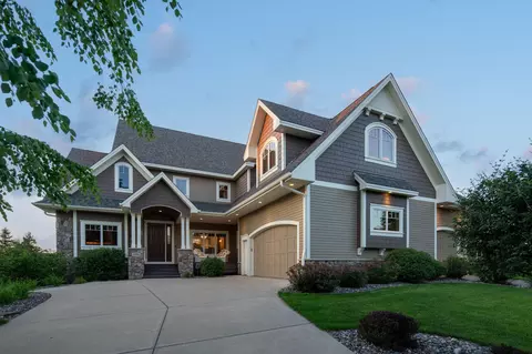 10998 Sweetwater Path, Woodbury, MN 55129