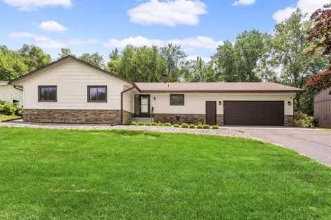 2400 75th St E, Inver Grove Heights, MN 55076