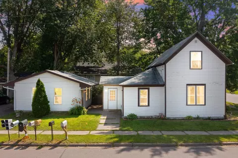585 W 3rd St, Rush City, MN 55069
