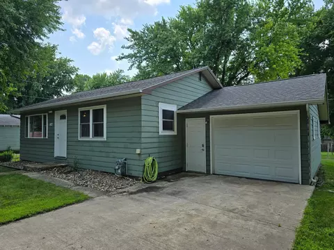 412 Hill Ave N, Jasper, MN 56144