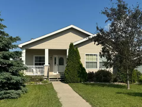 904 Front Ave, Park Rapids, MN 56470