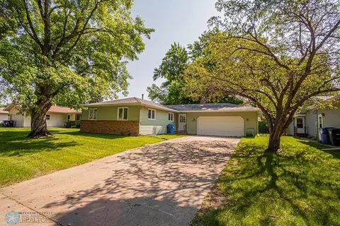 3401 1st St N, Fargo, ND 58102