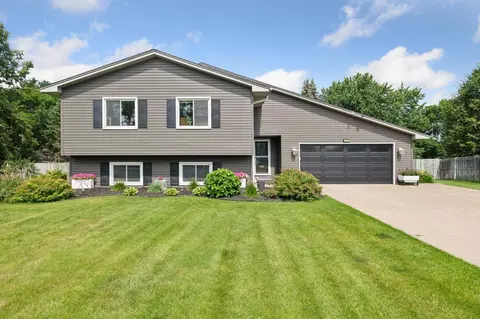 1167 Fernwood Ct, Shoreview, MN 55126