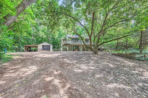 20175 Manor Rd, Shorewood, MN 55331 photo 2
