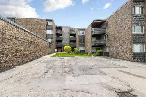 100 Cedar St #404, Mankato, MN 56001