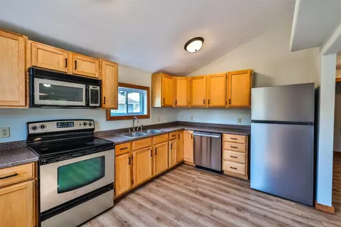 220 8th St E, Park Rapids, MN 56470 photo 4