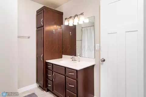 3306 Maple Leaf Loop S, Fargo, ND 58104 photo 17