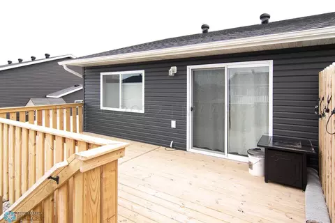 3306 Maple Leaf Loop S, Fargo, ND 58104 photo 24