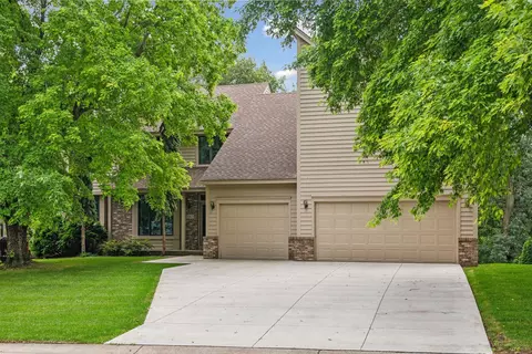 3563 Woodland Trl, Eagan, MN 55123