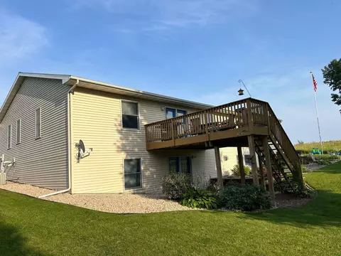 45 Arianna Dr, Elgin, MN 55932 photo 3