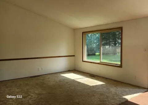 705 Verona Ave, Windom, MN 56101 photo 6