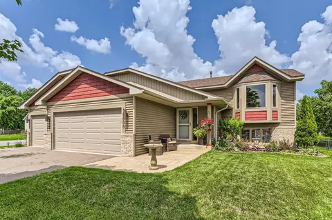 18805 Embry Ave, Farmington, MN 55024