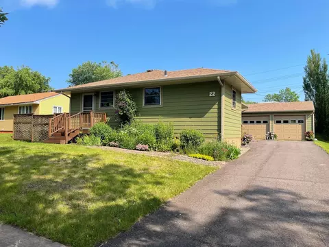 22 Evans Cir, Silver Bay, MN 55614