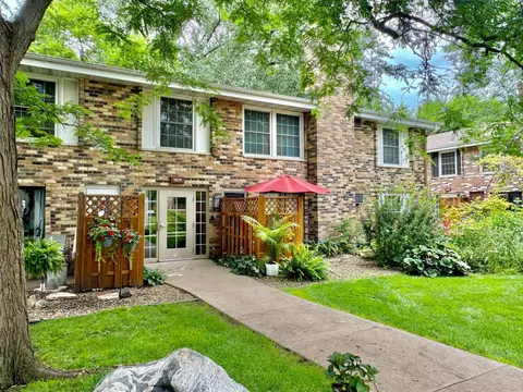 4572 Cedar Lake Rd S #2, Saint Louis Park, MN 55416