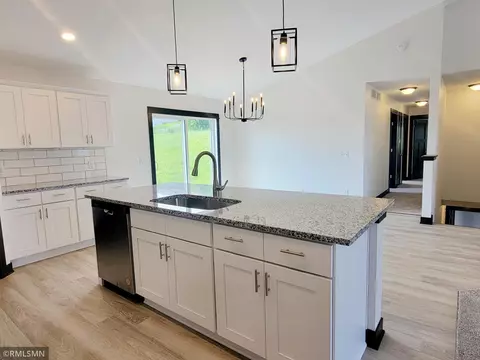 2 Lynae Cir, Elysian, MN 56028 photo 6