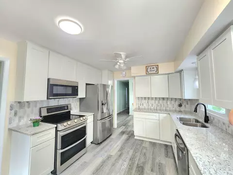 9901 Irving Ave S, Bloomington, MN 55431