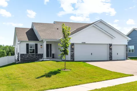 20698 Glade Ave, Lakeville, MN 55044