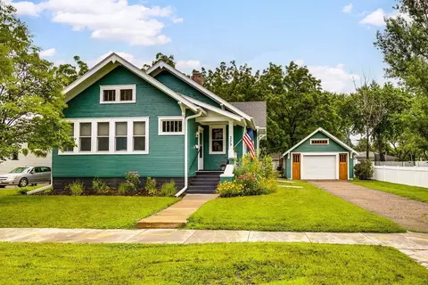 239 S Meridian St, Belle Plaine, MN 56011