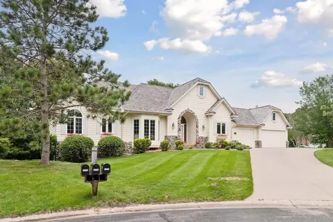 11716 Wild Heron Pt, Eden Prairie, MN 55347