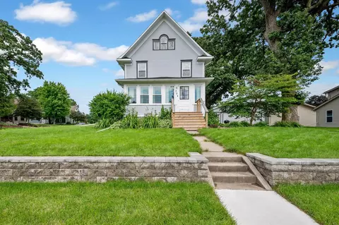 324 N Moore St, Blue Earth, MN 56013