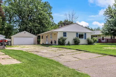 820 23rd Ave N, South Saint Paul, MN 55075