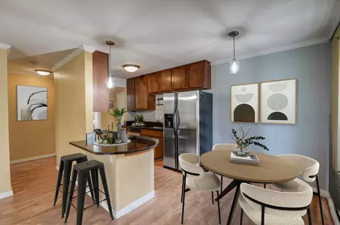 3120 Hennepin Ave #205, Minneapolis, MN 55408