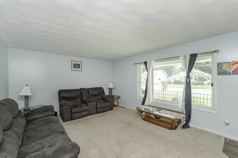813 8th Ave SE, Austin, MN 55912 photo 5