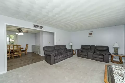813 8th Ave SE, Austin, MN 55912 photo 4