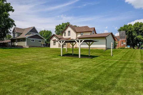 720 Maple St, Baldwin, WI 54002 photo 4