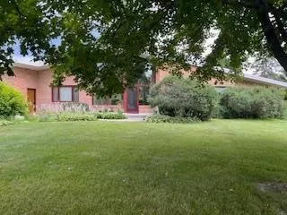 1801 Westwood Hills Dr, Saint Louis Park, MN 55426