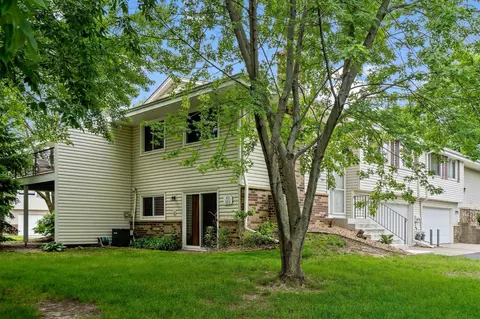 801 Evergreen Cir, Burnsville, MN 55337